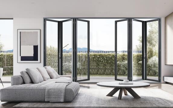 推拉門(mén)封陽(yáng)臺(tái)好還是斷橋鋁平開(kāi)窗好？封陽(yáng)臺(tái)方案指南